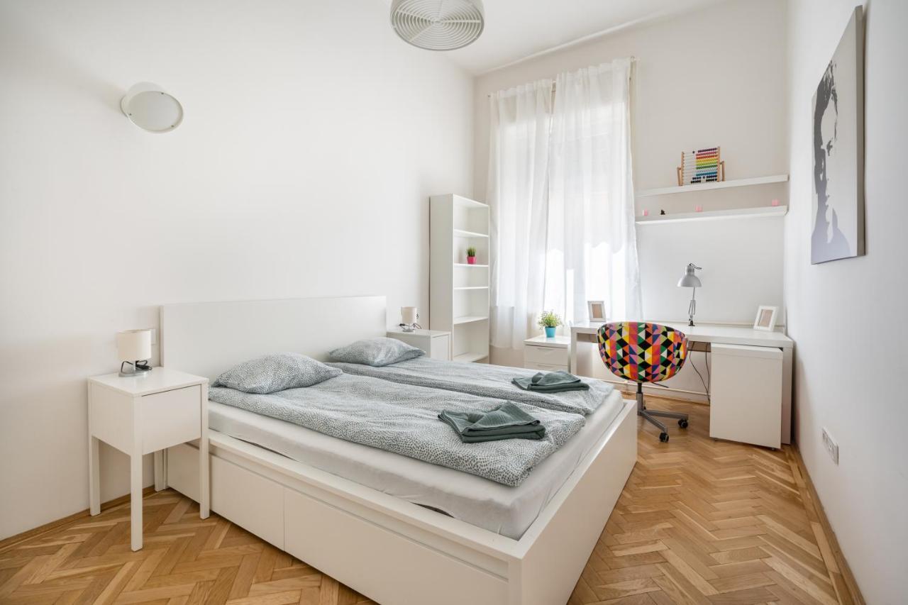 W24- Boutique Apartments, Best Location. By Bqa Budapest Exterior photo