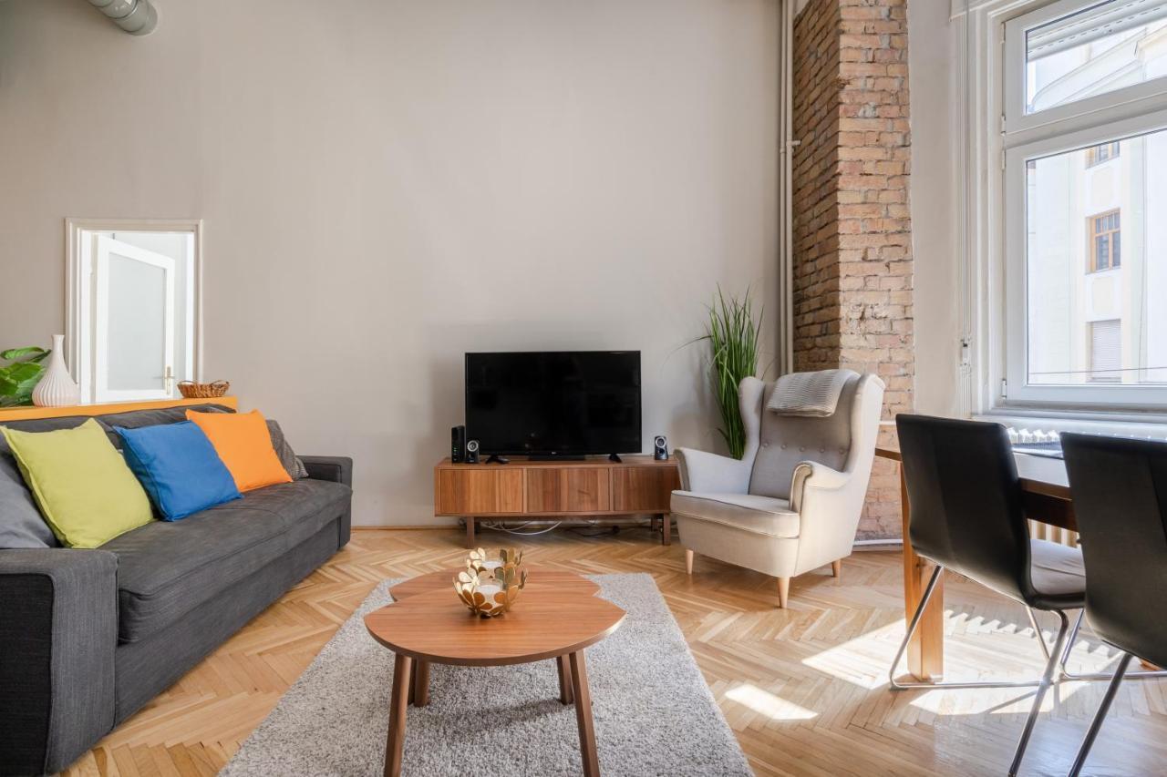 W24- Boutique Apartments, Best Location. By Bqa Budapest Exterior photo